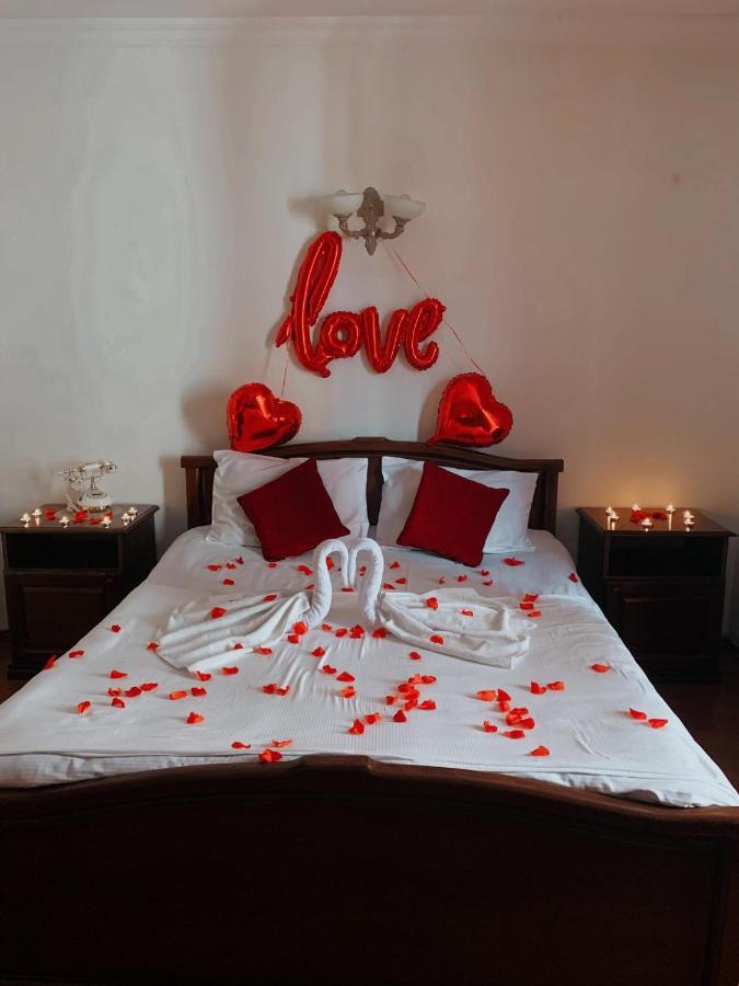 באטומי Hotel Ritsa מראה חיצוני תמונה