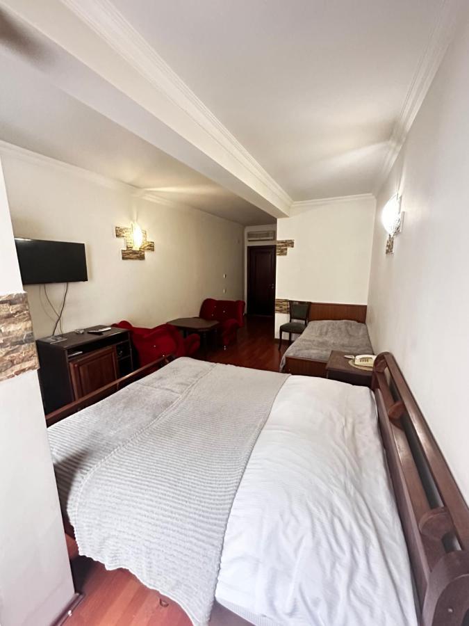 באטומי Hotel Ritsa מראה חיצוני תמונה