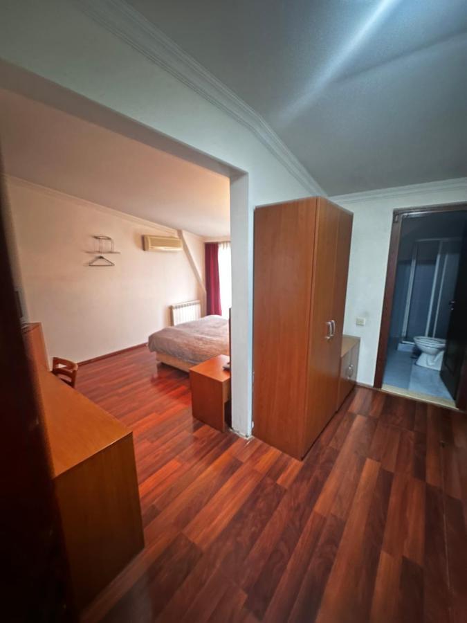 באטומי Hotel Ritsa מראה חיצוני תמונה